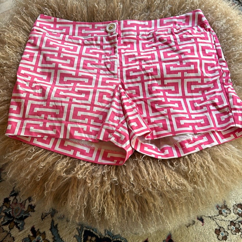 Skirtin Around shorts